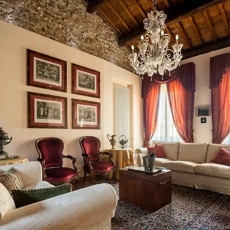 Apartamento Palazzo Benassi Penthouse Nel Cuore Di