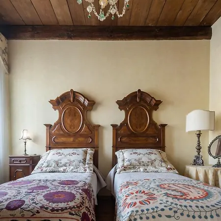 Palazzo Benassi Penthouse Nel Cuore Di Appartement