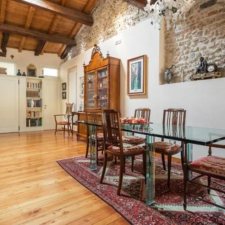 Palazzo Benassi Penthouse Nel Cuore Di Asolo