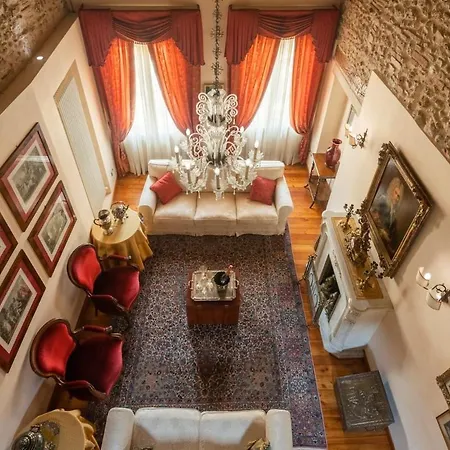 Palazzo Benassi Penthouse Nel Cuore Di Apartamento